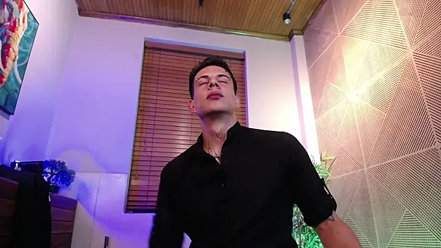دردشة Dustin_Sonne الجنسية المباشرة