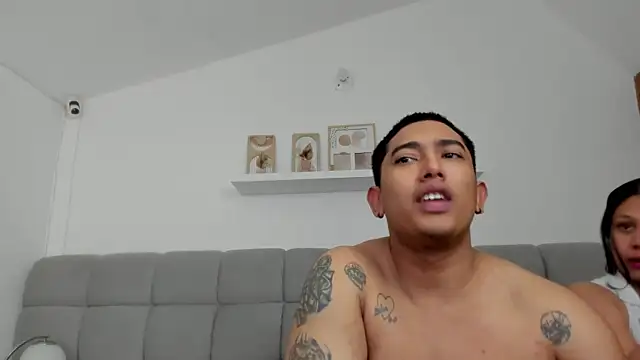Онлайн чат XXX erotic_sins