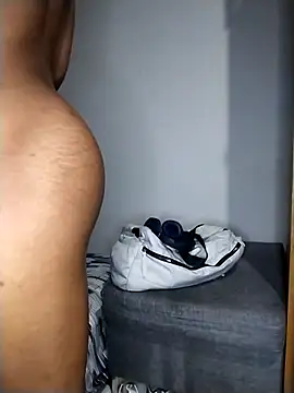 Convertiblechulo Live XXX-chat