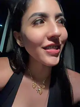 I_AM_SOPHIE_ Obrolan Langsung XXX