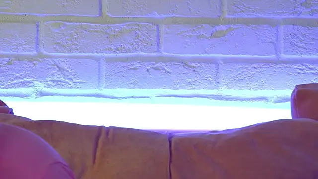 Chat +18 de MilanaBalmain ao vivo