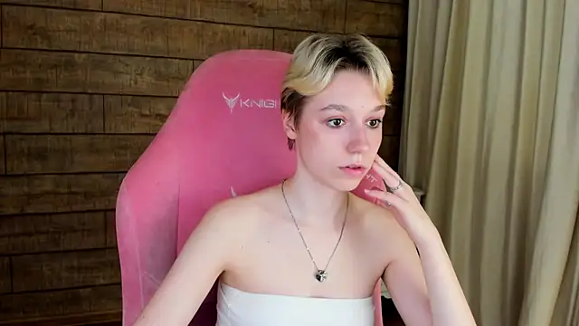 Chat +18 de AgataGate ao vivo