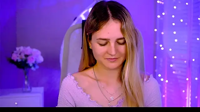 Živý XXX chat DeboraLarson