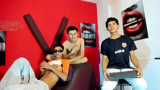 Chat +18 de PRETTY_LOVERS1 ao vivo