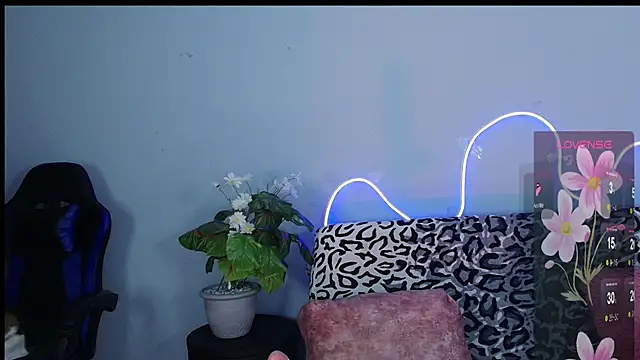 GiordanaPinoo XXX чат на живо