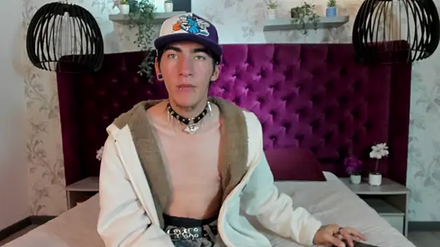 Chat +18 de Angel_Marzel_ ao vivo