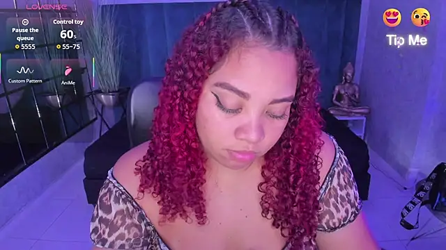 Chat +18 de AngelaCoffee ao vivo