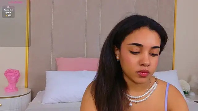 Luna_Cortier XXX чат на живо