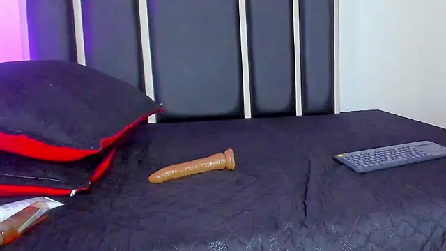 JustinOrtiz_'s Live XXX Chat