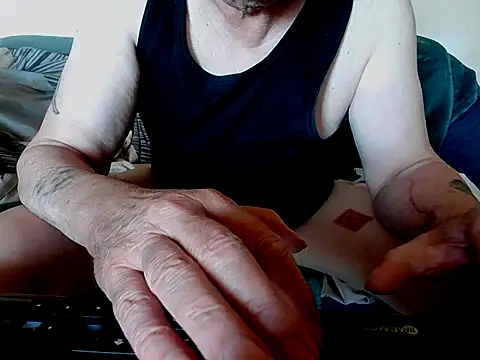 bodo1957n Live XXX chat