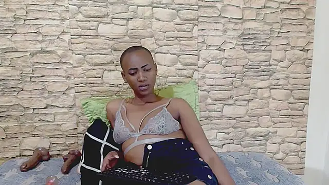 EbonyOlive69's Live XXX Chat