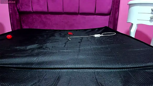 Ashley_Naiara Live XXX-Chat