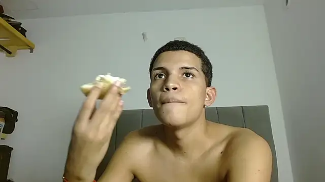 Jose_And_Daniel – Naživo XXX chat