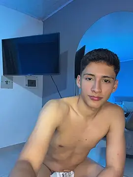 SantiLux_ Live XXX-Chat