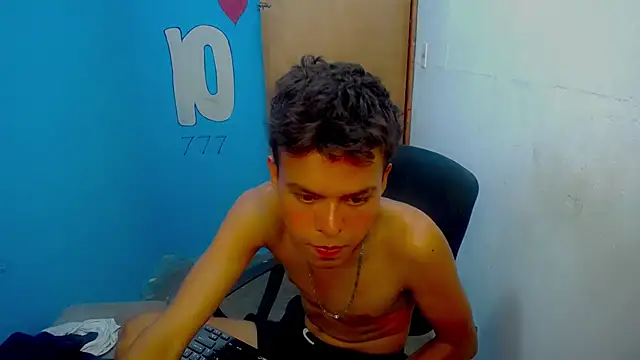 Harry_lov77 – Naživo XXX chat