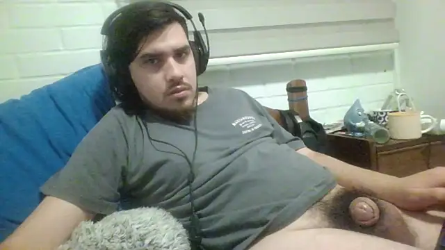 hung_weeb XXX чат на живо