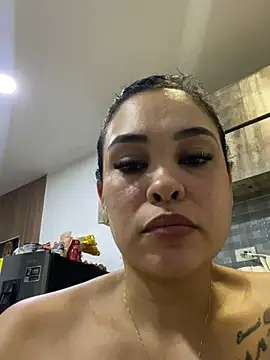 Chat XXX en directo de FOX_LATINA