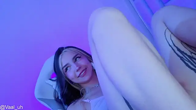 Онлайн чат XXX Valuh_Blake