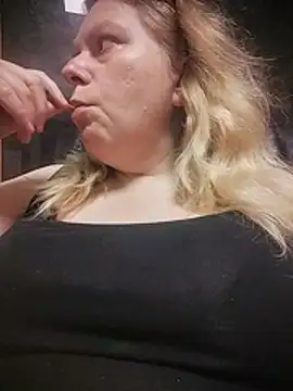 Czat XXX na żywo – Lana-murr