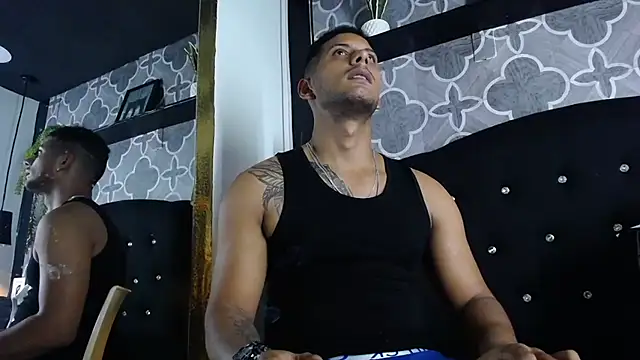XXX chat uživo modela Chris_Dick23