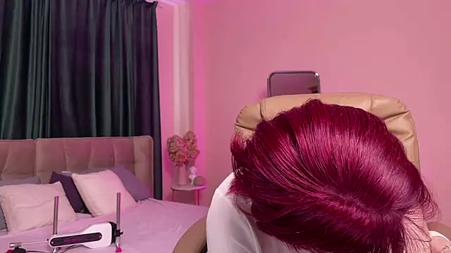 Love_is_Lola's Live XXX Chat