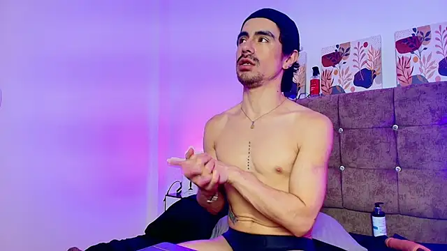 Živý XXX chat Ethan_Briggs_