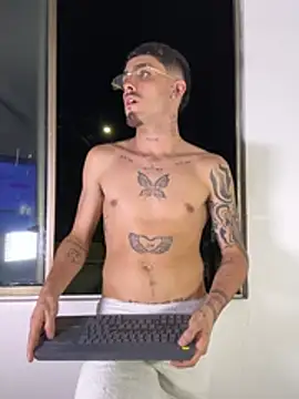 NikoStone_'s Live XXX Chat