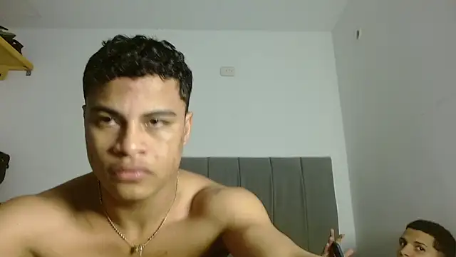 Jose_And_Daniel Live XXX Chat