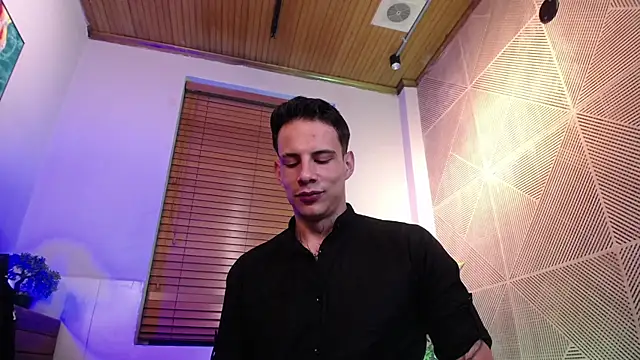 Dustin_Sonne Show in webcam
