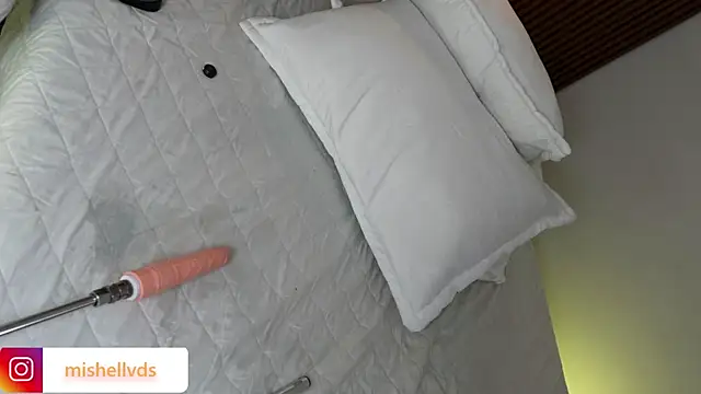 _mishelle live XXX chat