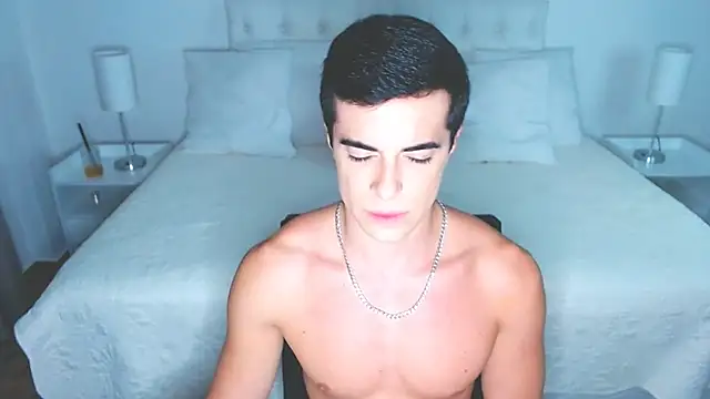mr_hunterx XXX чат на живо