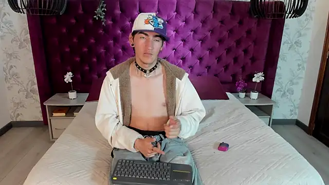 Chatroom XXX en direct de Angel_Marzel_
