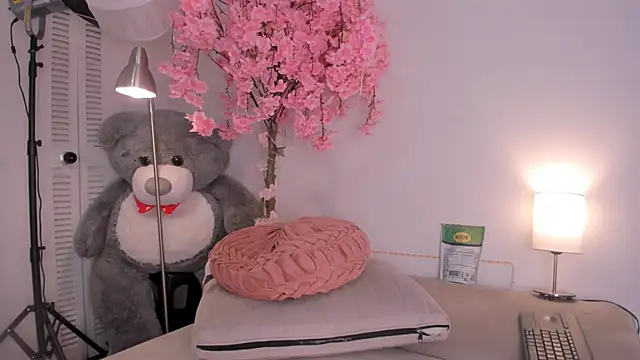 kitty_miaa live XXX chat
