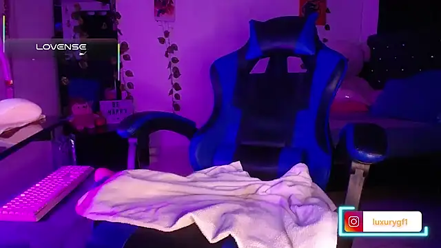 Chat XXX en directo de Pocahontaslovex
