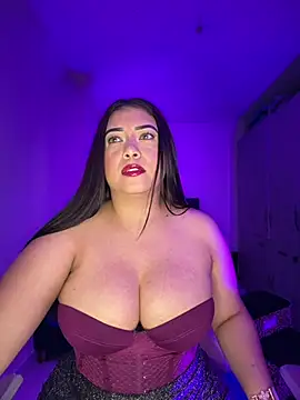 Chatroom XXX en direct de cami_ortiz__