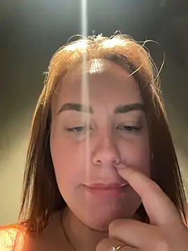 دردشة KiraSunshine الجنسية المباشرة