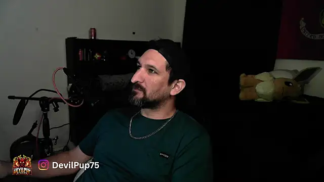 צ'אט XXX בשידור חי של DevilPup75_