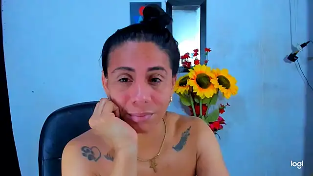 juanblakbigcock's Webcam Show