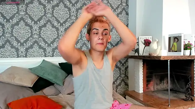 XXX chat uživo modela CinderMetric