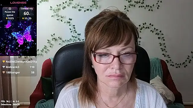 دردشة Miss_Moren الجنسية المباشرة