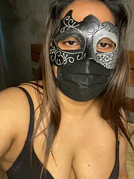 LioraWance Chat XXX in diretta