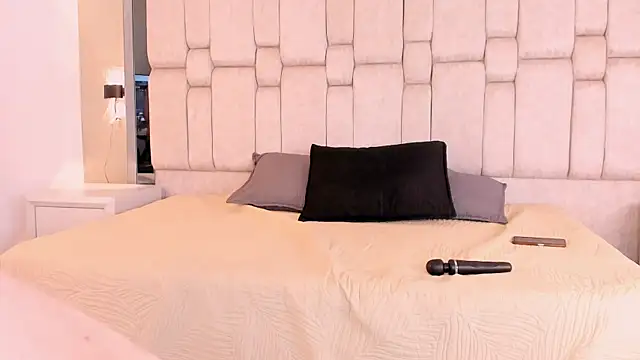Chat XXX en directo de LilithBloom7