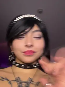 Živý XXX chat _g0thiccwitch_