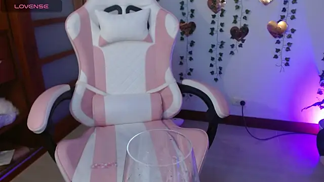 hellokitty__valeryn Live XXX chat