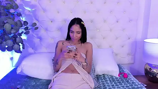 sophie_pariss' Live XXX Chat