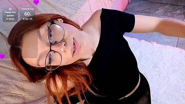 Chat +18 de CindyMoriLove ao vivo