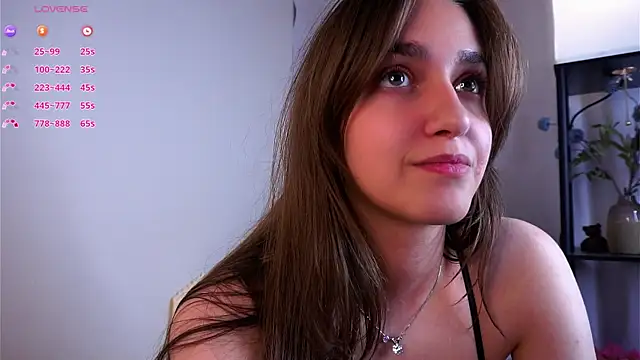 ClarineCasebolt's Live XXX Chat