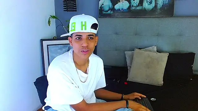 Chat XXX en directo de Lukaz_Caballero