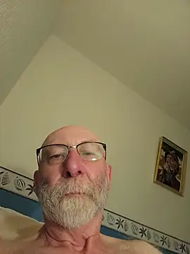 XXX chat uživo modela briochin