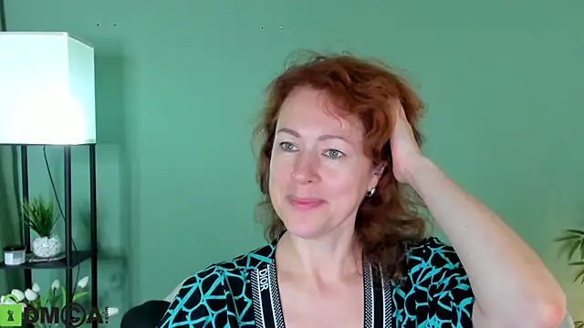 دردشة LeticiaRomano الجنسية المباشرة